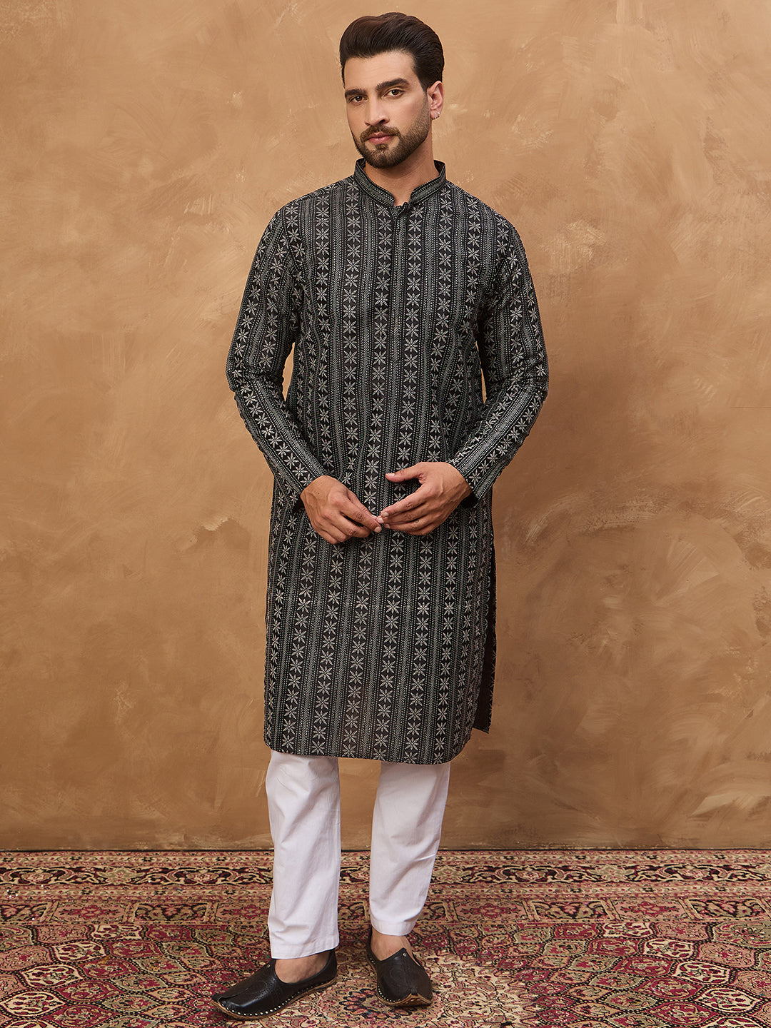 Men Black Silk Blend Geometric Printed Straight Kurta-MKU1523