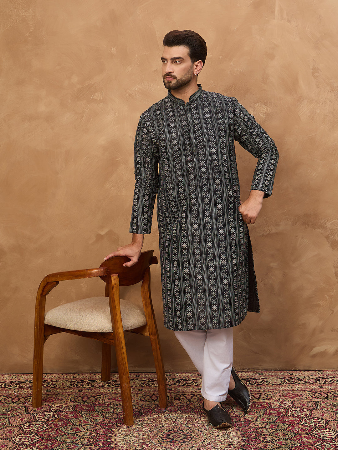 Men Black Silk Blend Geometric Printed Straight Kurta-MKU1523