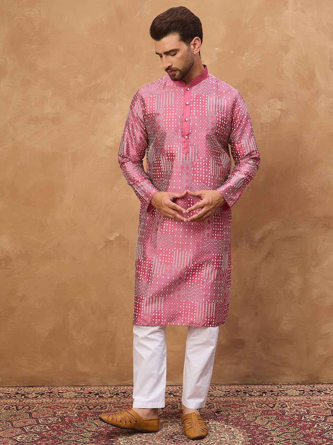 Men Pink Silk Blend Geometric Printed Straight Kurta-MKU1526