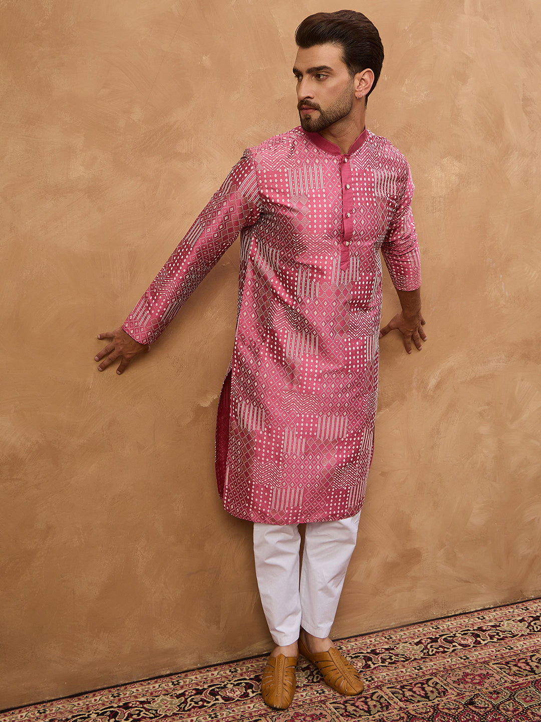 Men Pink Silk Blend Geometric Printed Straight Kurta-MKU1526