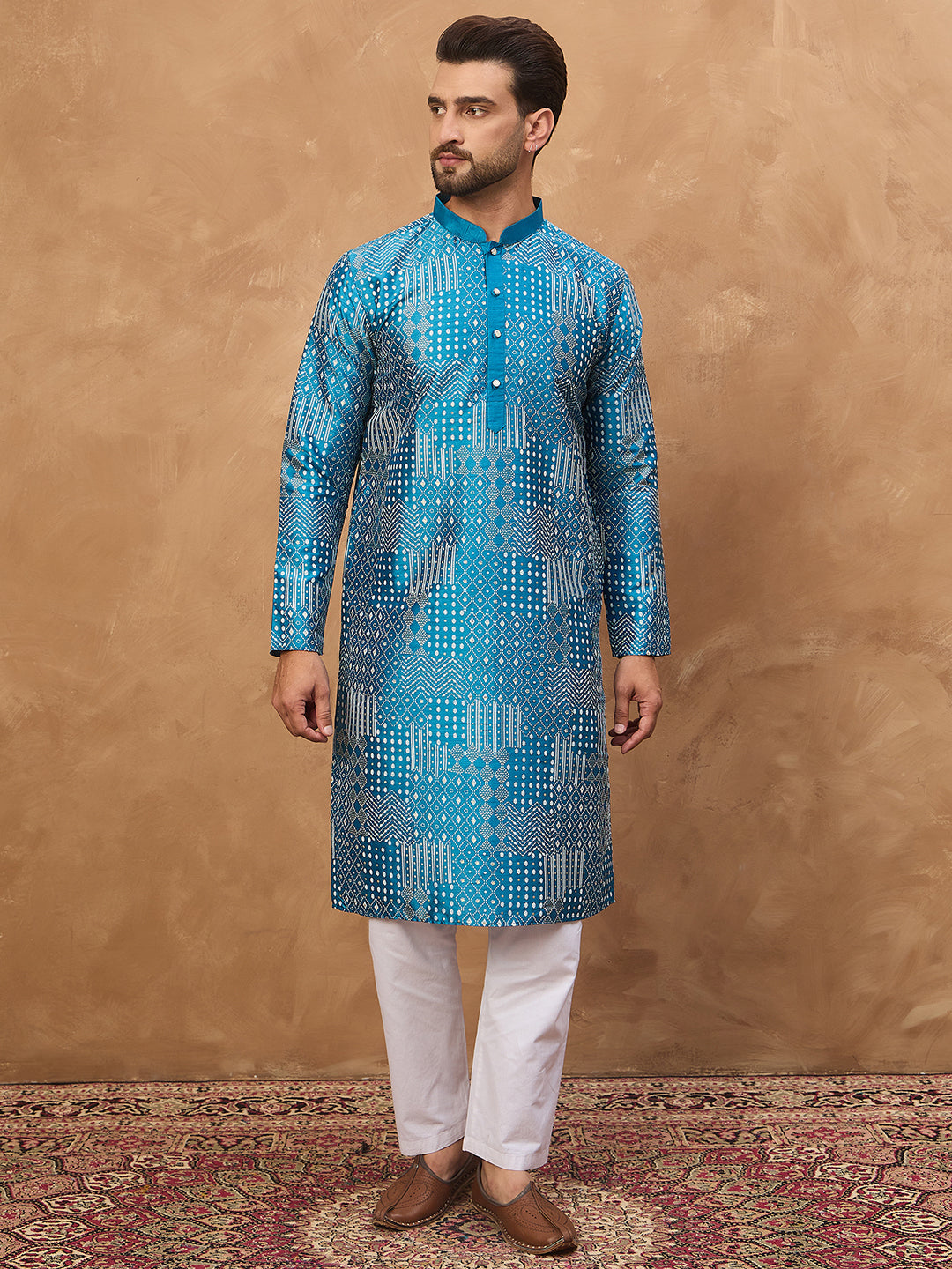 Men Blue Silk Blend Geometric Printed Straight Kurta-MKU1527