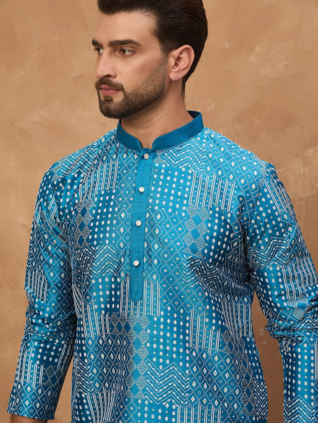 Men Blue Silk Blend Geometric Printed Straight Kurta-MKU1527