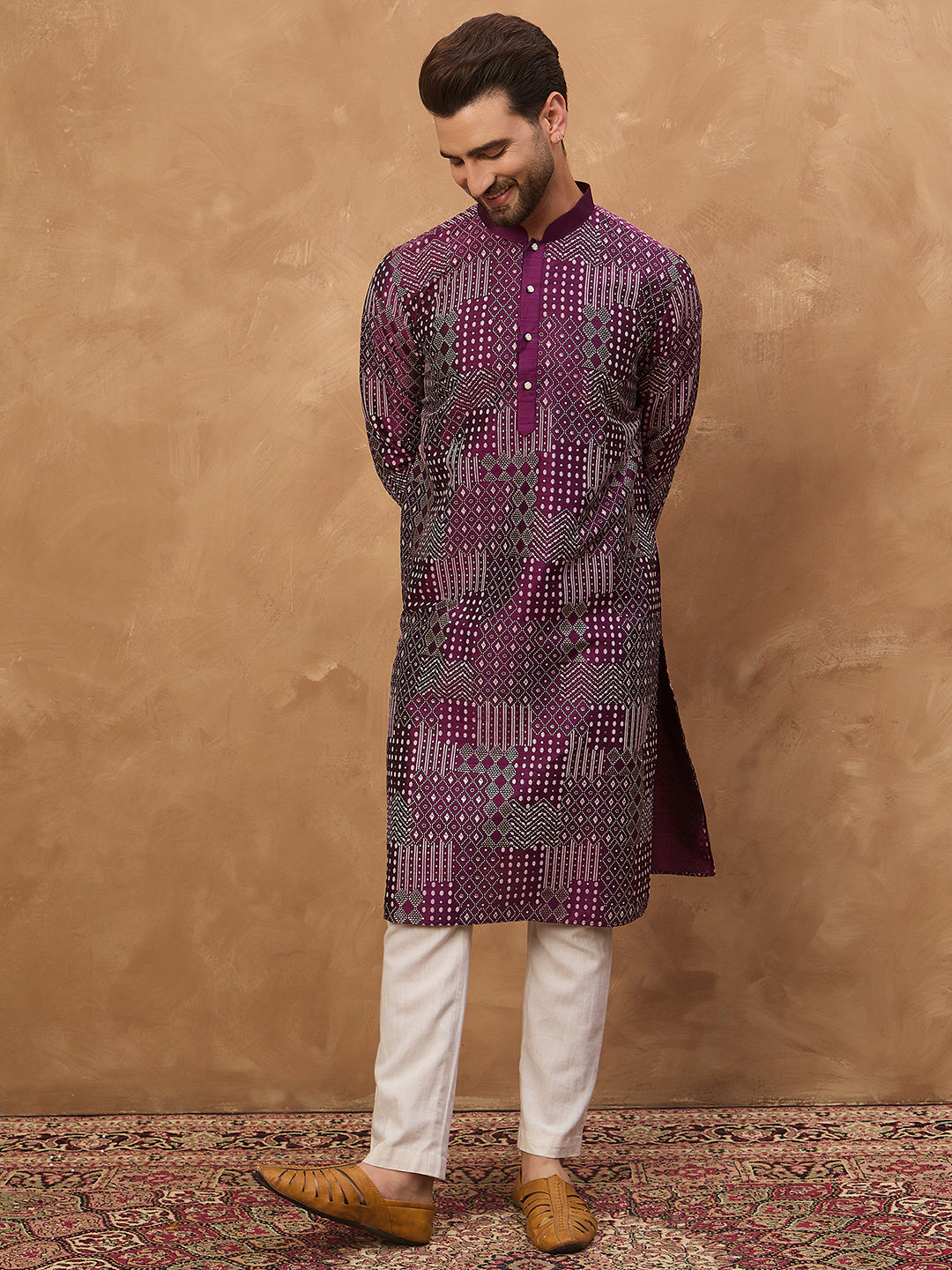 Men Purple Silk Blend Geometric Printed Straight Kurta-MKU1529