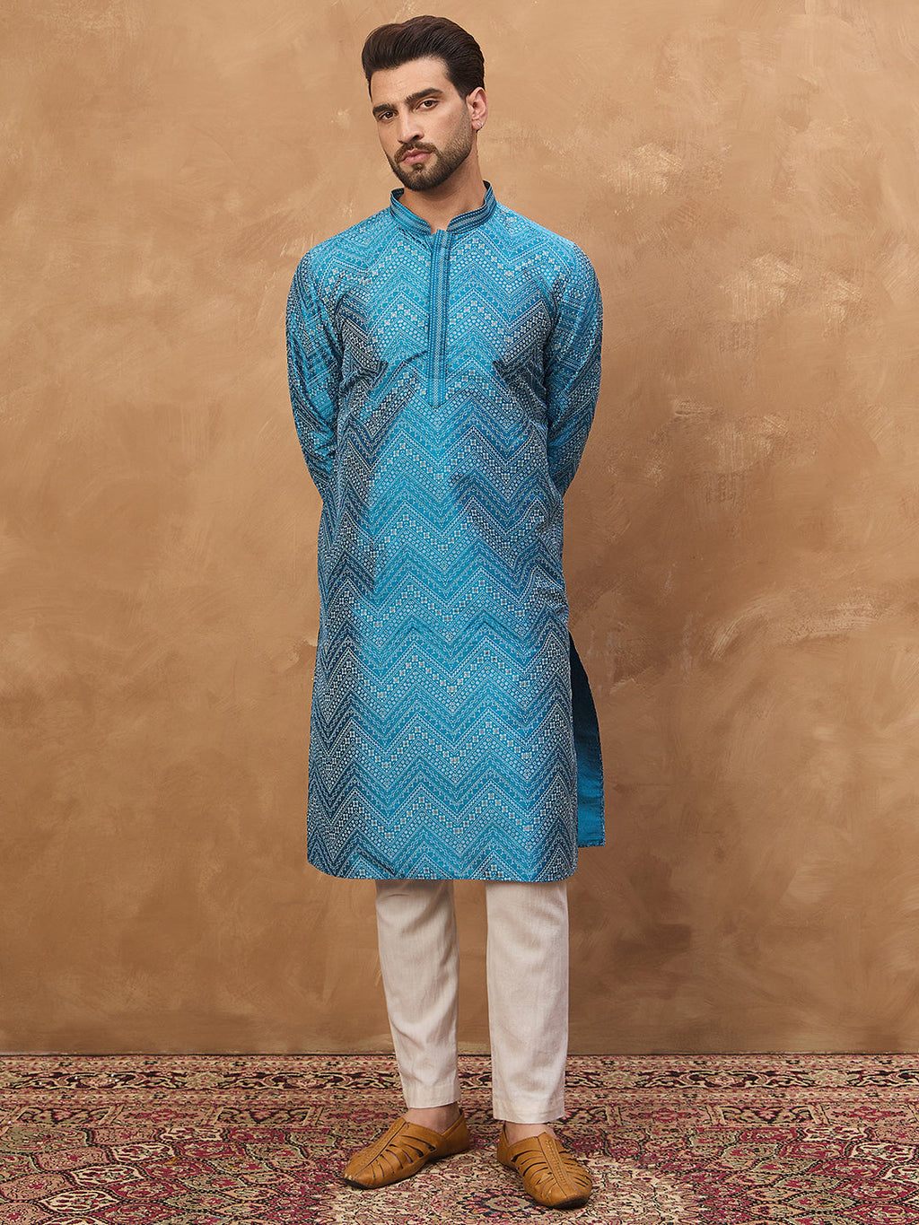 Men Blue Silk Blend Geometric Printed Straight Kurta-MKU1531