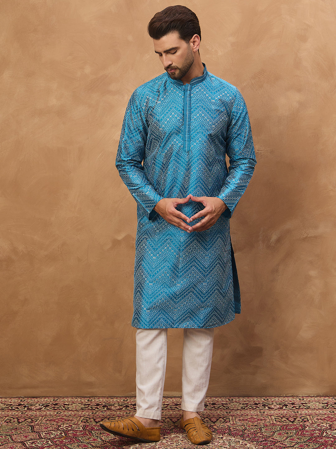 Men Blue Silk Blend Geometric Printed Straight Kurta-MKU1531