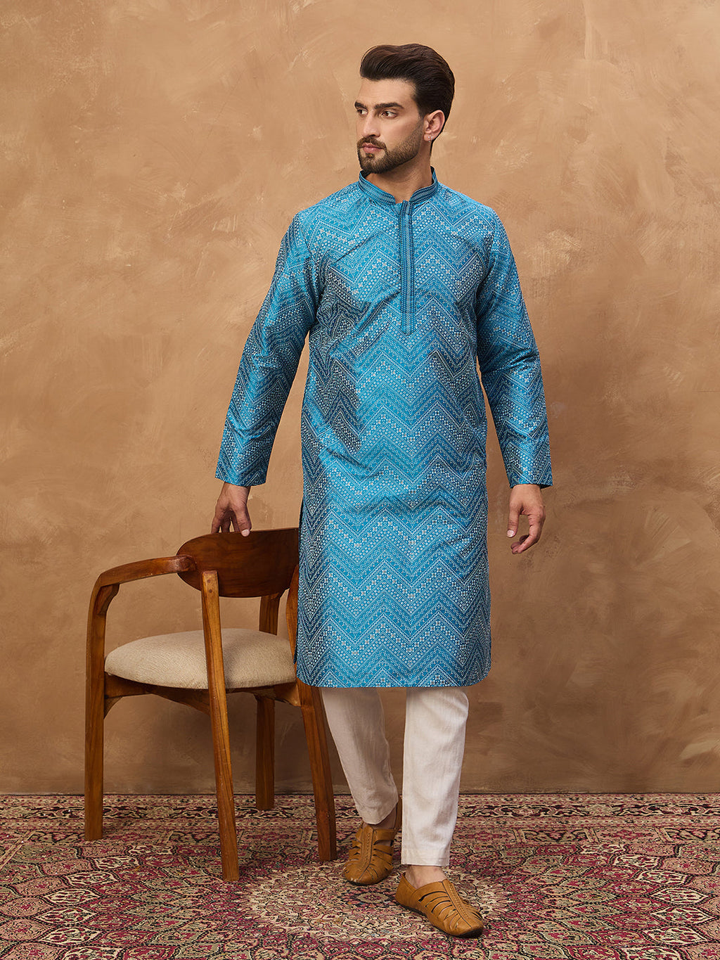 Men Blue Silk Blend Geometric Printed Straight Kurta-MKU1531