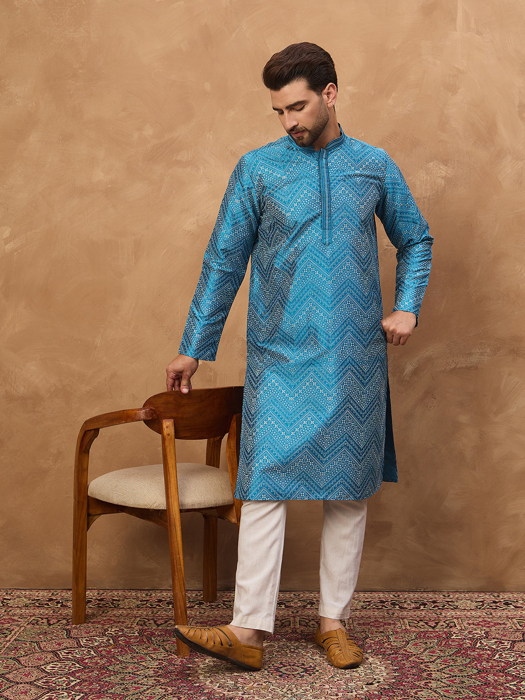 Men Blue Silk Blend Geometric Printed Straight Kurta-MKU1531