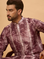Men Burgundy Silk Blend Shibori Embroidered Straight Kurta-MKU1537