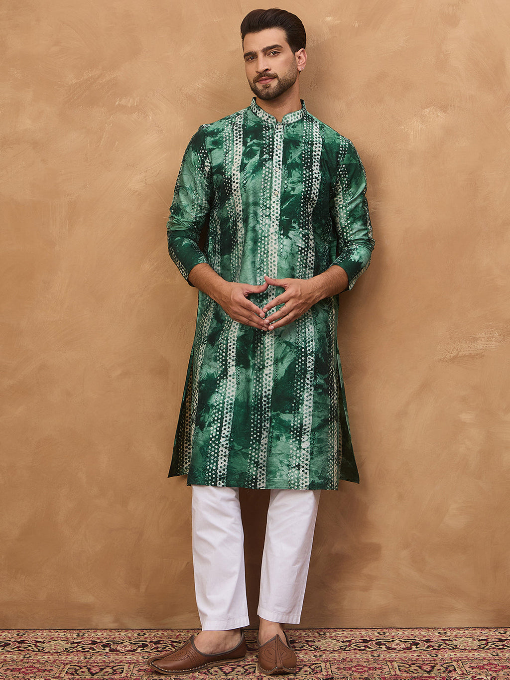 Men Green Silk Blend Shibori Embroidered Straight Kurta-MKU1538