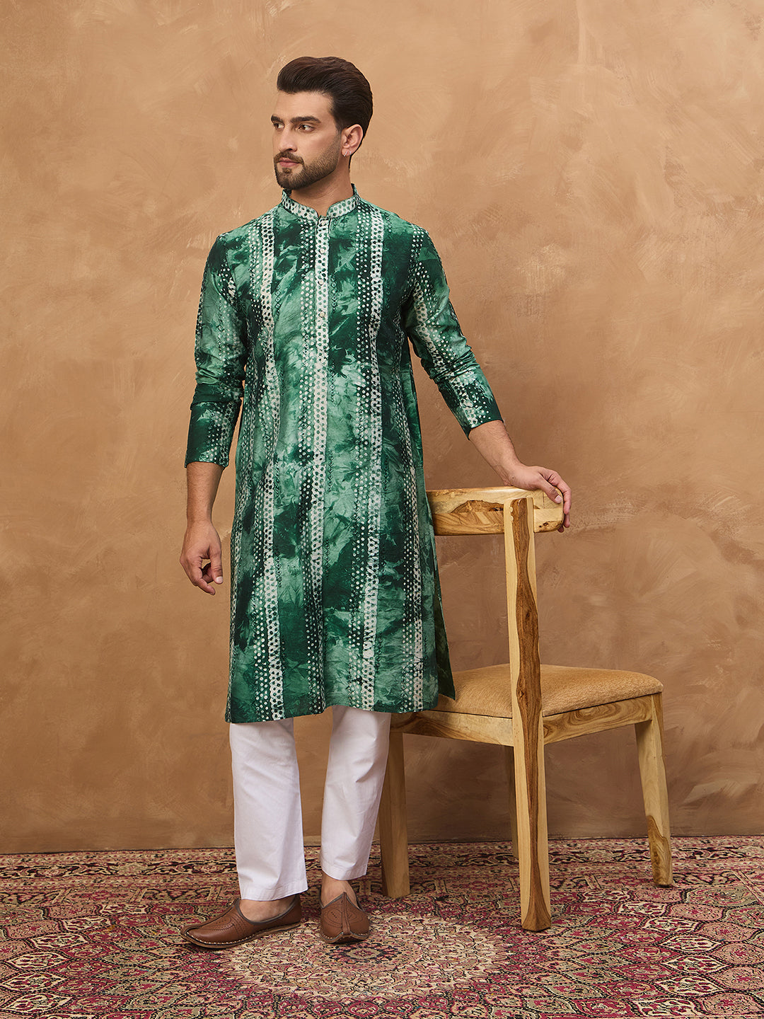Men Green Silk Blend Shibori Embroidered Straight Kurta-MKU1538