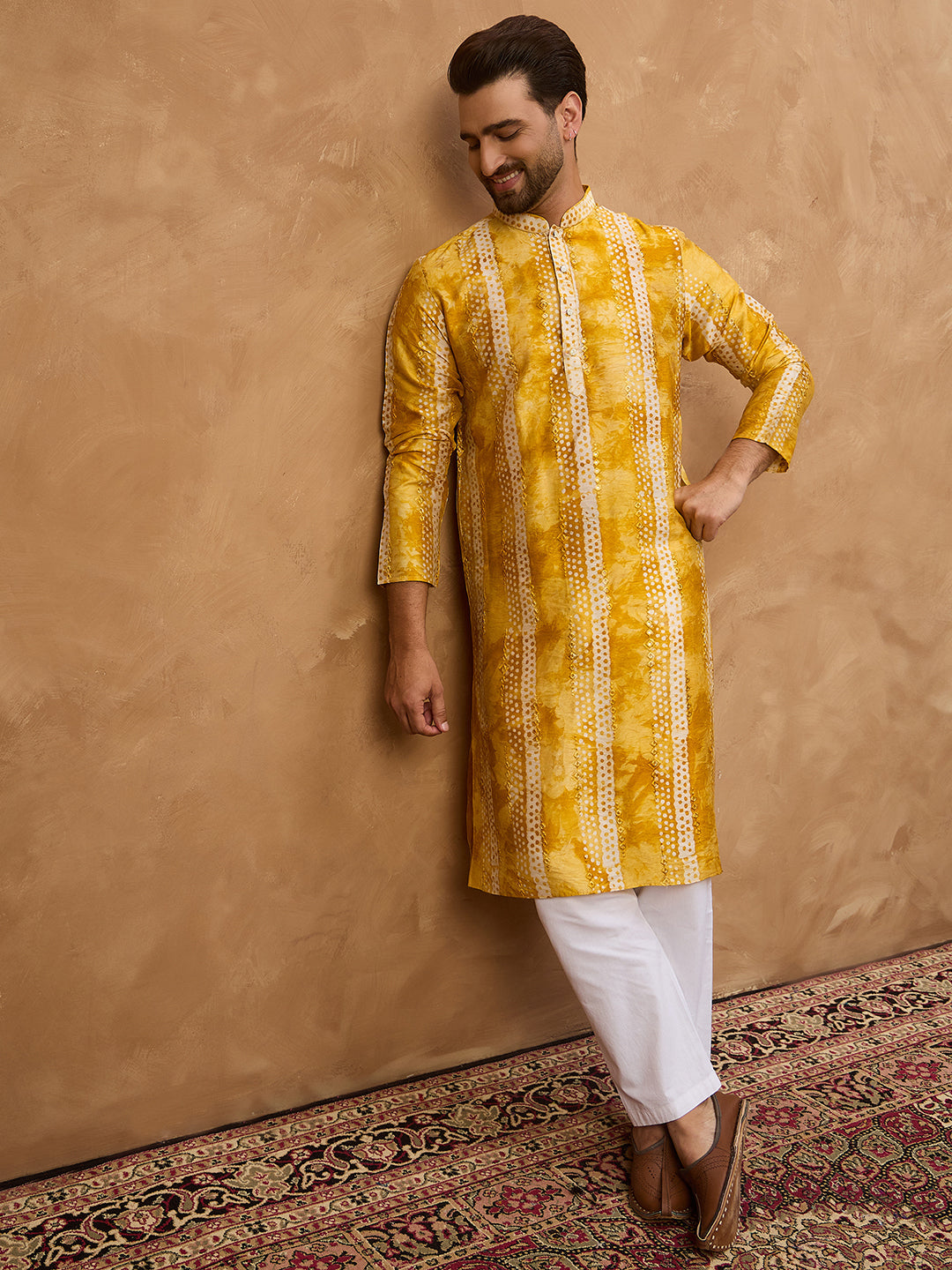 Men Yellow Silk Blend Shibori Embroidered Straight Kurta-MKU1540