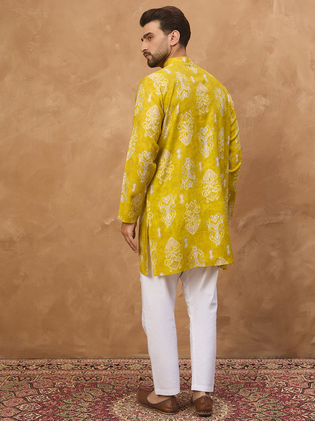 Men Yellow Viscose Rayon Ikat Printed Straight Kurta-MKU1543