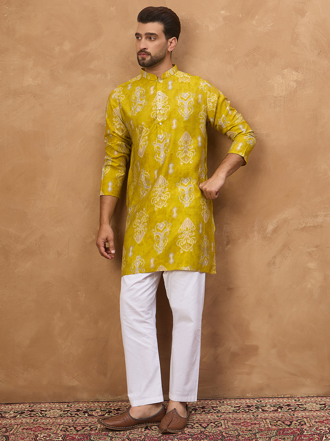 Men Yellow Viscose Rayon Ikat Printed Straight Kurta-MKU1543