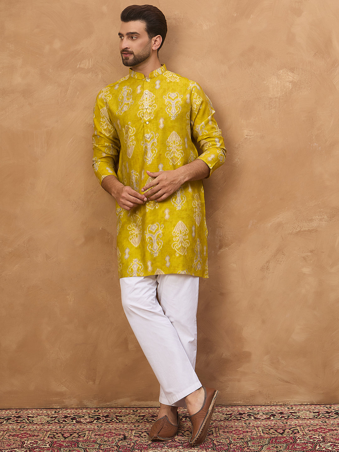 Men Yellow Viscose Rayon Ikat Printed Straight Kurta-MKU1543