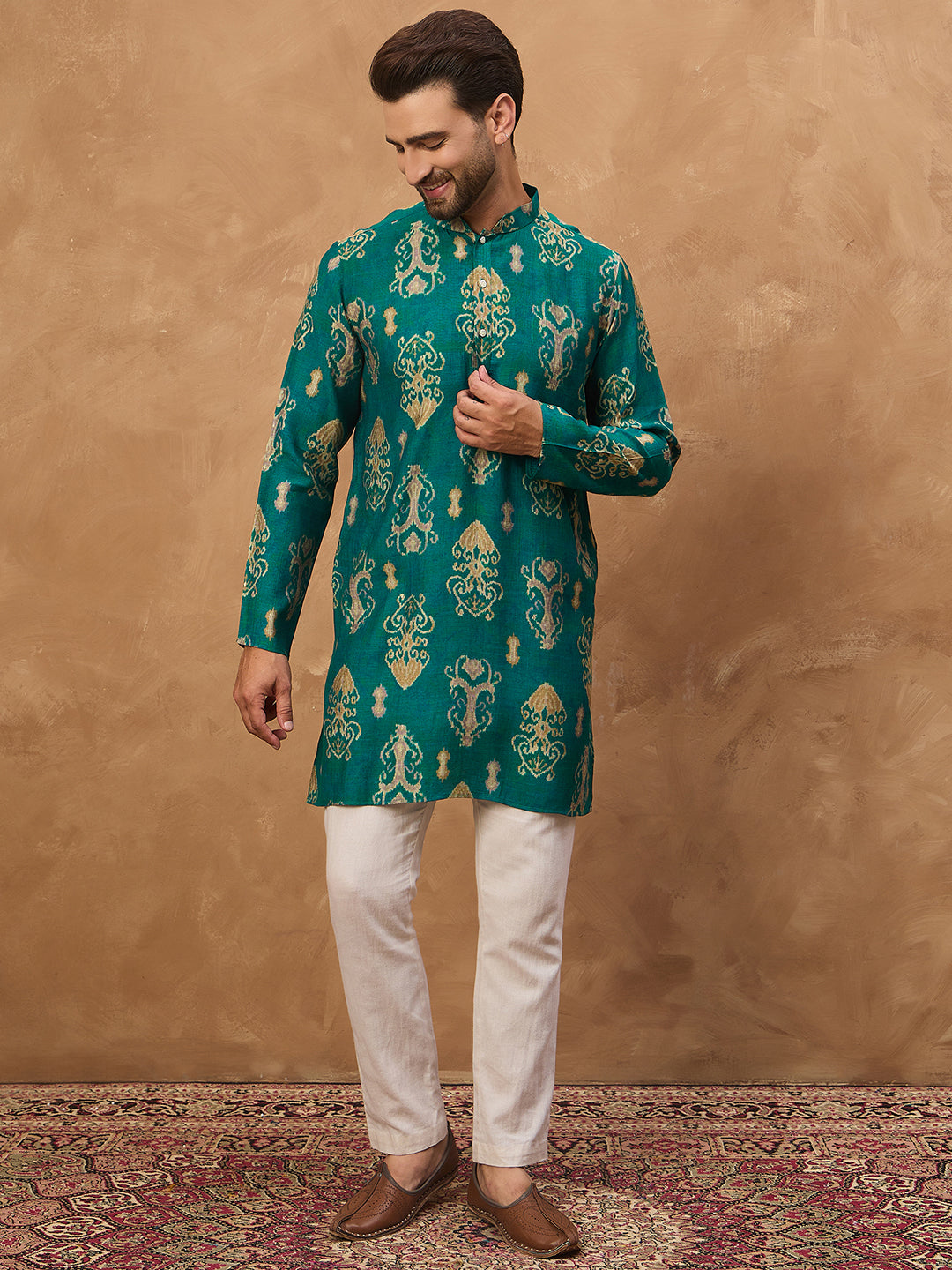 Men Blue Viscose Rayon Ikat Printed Straight Kurta-MKU1546