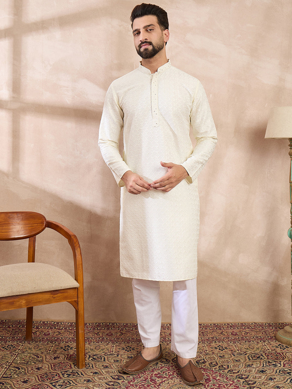 Men White Silk Blend Geometric Embroidered Straight Kurta-MKU1547