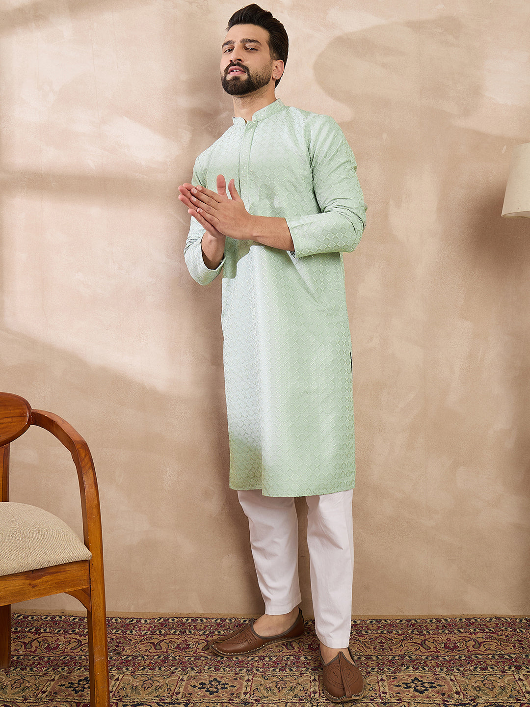 Men Green Silk Blend Geometric Embroidered Straight Kurta-MKU1549