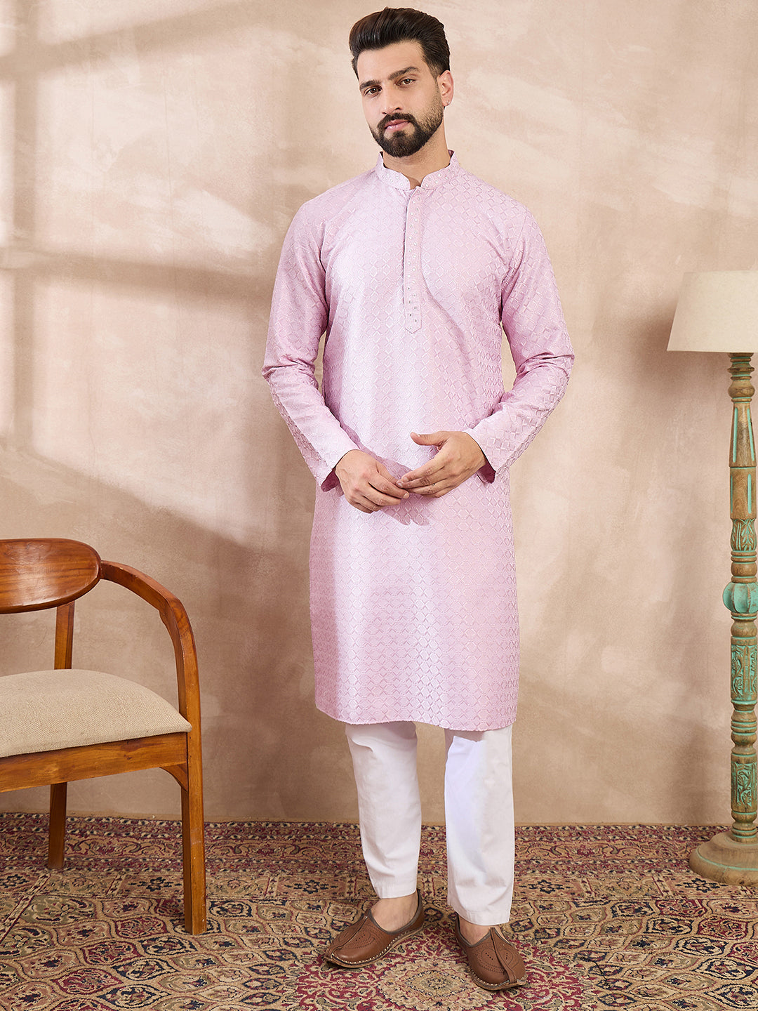 Men Purple Silk Blend Geometric Embroidered Straight Kurta-MKU1551