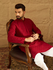 Men Maroon Viscose Rayon Solid Embroidered Straight Kurta-MKU1558