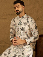 Men Off White Viscose Rayon Geometric Printed Straight Kurta-MKU1598