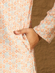 Men Orange Viscose Rayon Geometric Printed Straight Kurta-MKU1600