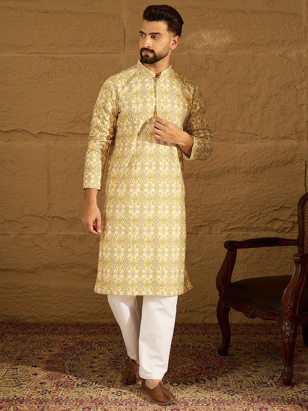 Men Yellow Viscose Rayon Geometric Printed Straight Kurta-MKU1601