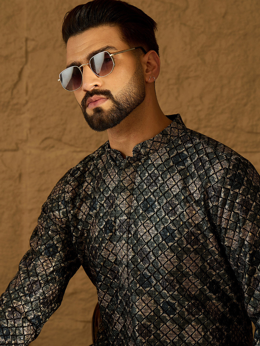 Men Black Viscose Rayon Geometric Printed Straight Kurta-MKU1606