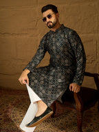 Men Black Viscose Rayon Geometric Printed Straight Kurta-MKU1606