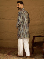 Men Black Viscose Rayon Abstract Printed Straight Kurta-MKU1610