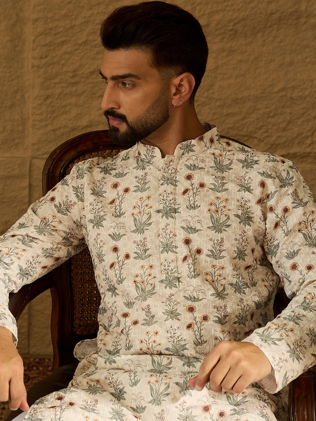 Men Off White Viscose Rayon Floral Printed Straight Kurta-MKU1615