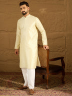 Men Yellow Silk Blend Solid Printed Straight Kurta-MKU1651
