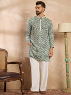 Men Green Silk Blend Solid Embroidered Straight Kurta-MKU1664