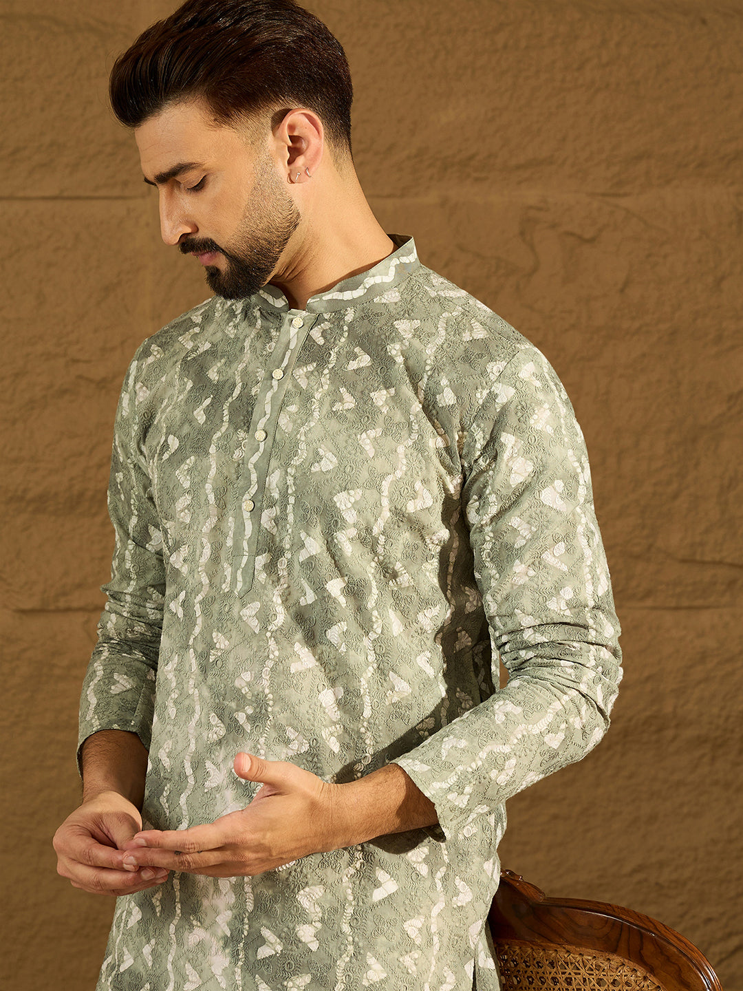 Men Sea Green Cotton Batik Embroidered Straight Kurta-MKU1681