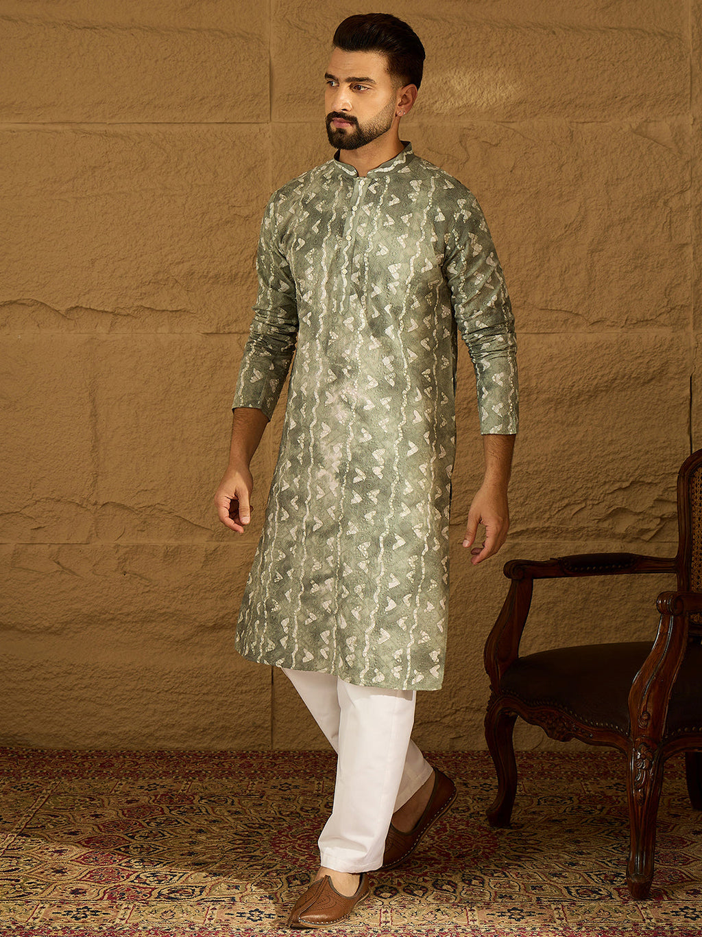 Men Sea Green Cotton Batik Embroidered Straight Kurta-MKU1681