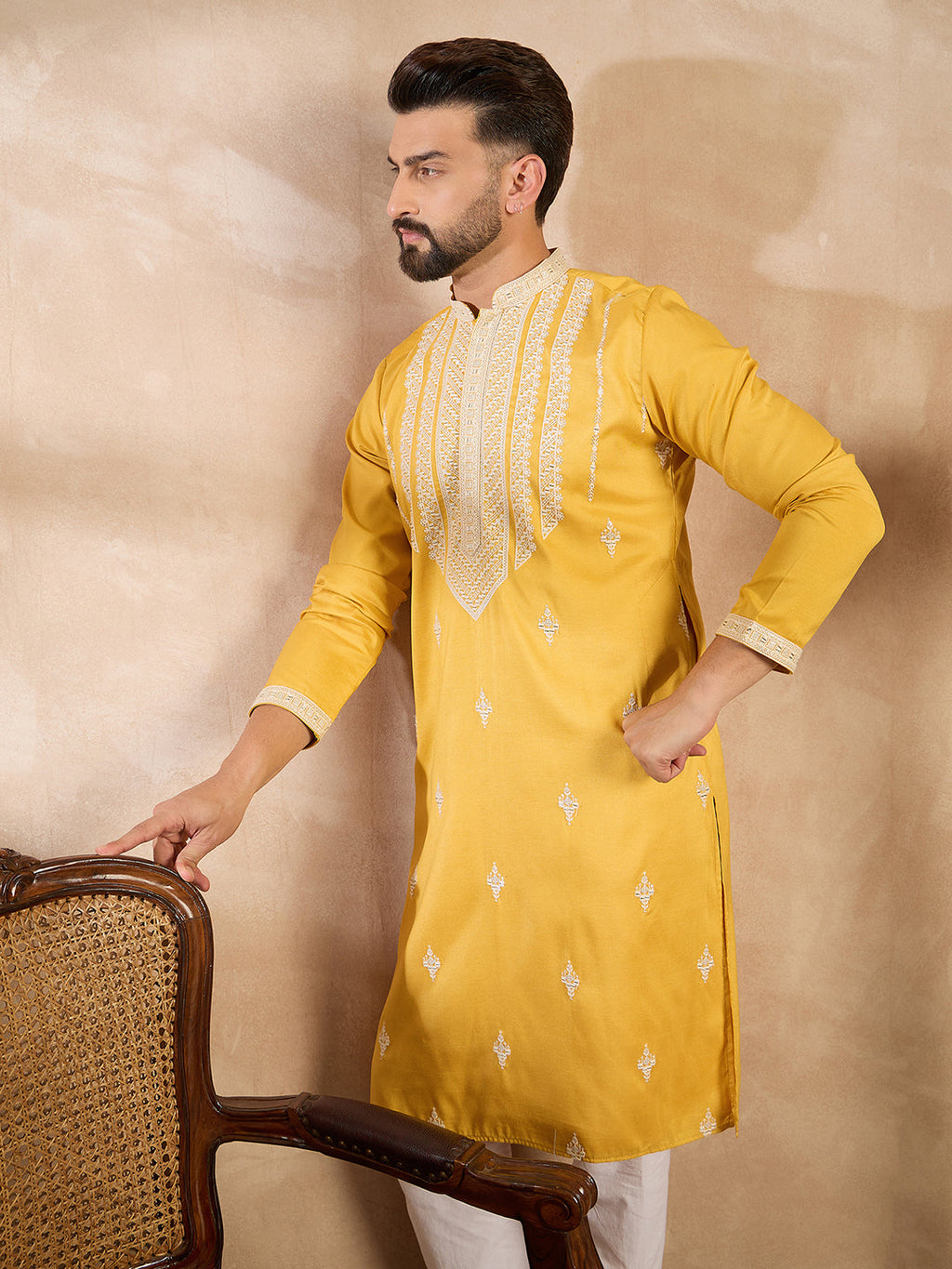 Men Yellow Silk Blend Geometric Embroidered Straight Kurta-MKU1685