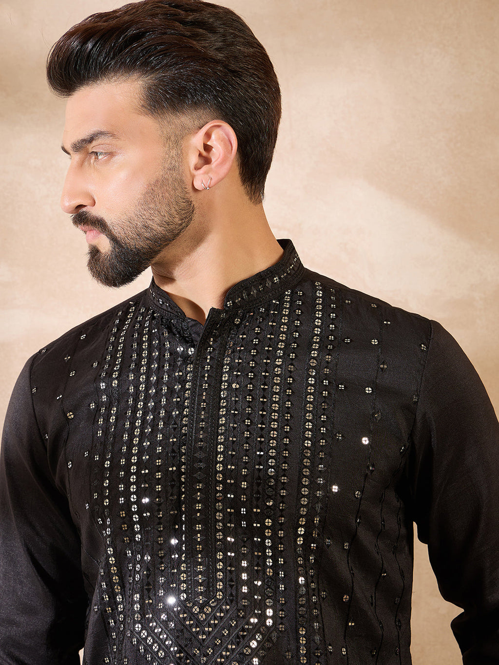 Men Black Silk Blend Geometric Embroidered Straight Kurta-MKU1689