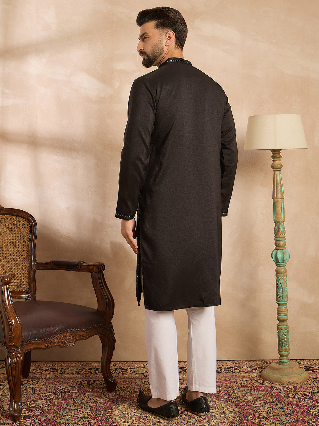 Men Black Silk Blend Geometric Embroidered Straight Kurta-MKU1689