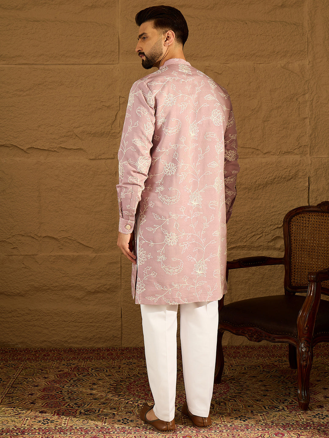 Men Lavender Viscose Rayon Solid Embroidered Straight Kurta-MKU1704