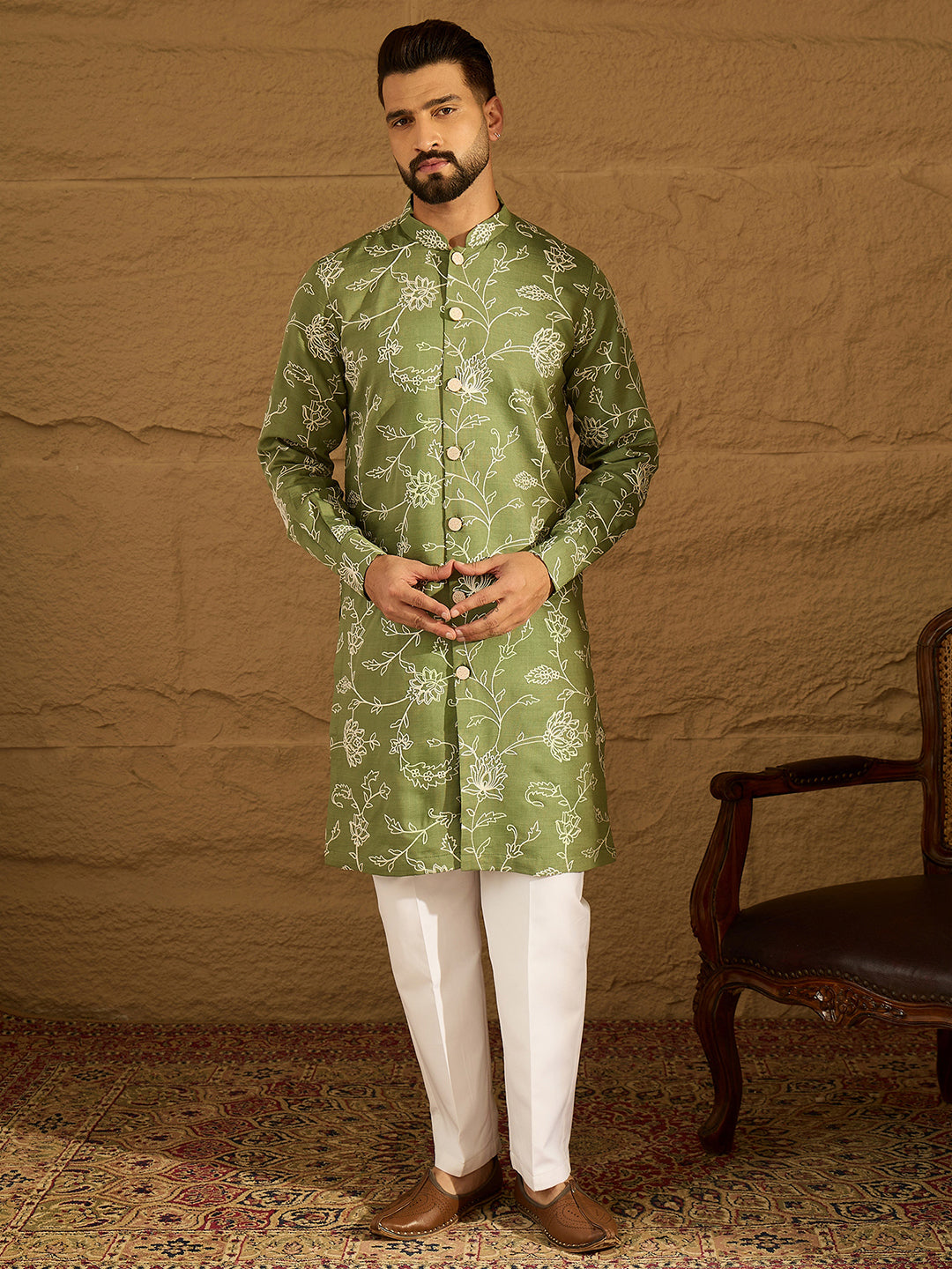 Men Green Viscose Rayon Solid Embroidered Straight Kurta-MKU1706