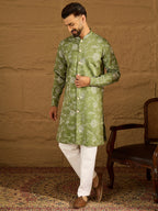 Men Green Viscose Rayon Solid Embroidered Straight Kurta-MKU1706
