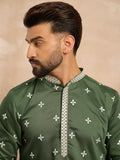 Men Green Silk Blend Solid Embroidered Straight Kurta-MKU1711