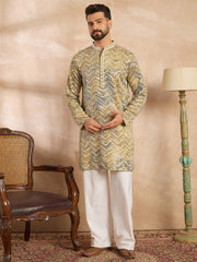 Men Green Silk Blend Solid Embroidered Straight Kurta-MKU1730