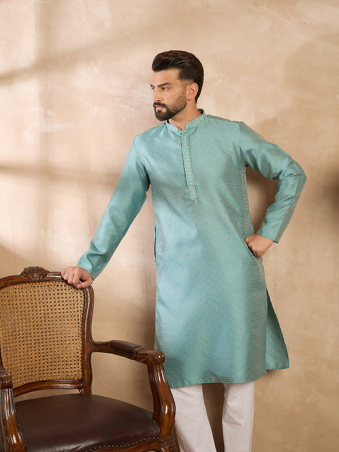 Men Green Polyester Solid Embroidered Straight Kurta-MKU1735