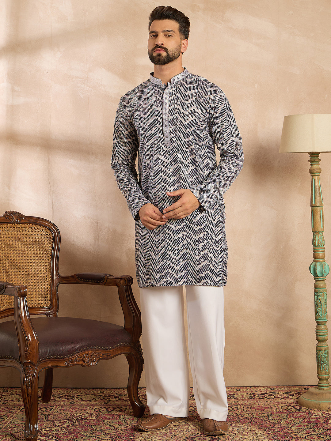Men Navy Blue Polyester Batik Embroidered Straight Kurta-MKU1741