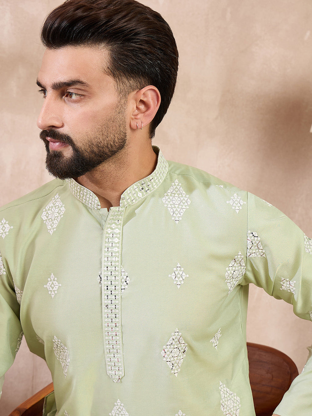 Men Green Silk Blend Solid Embroidered Straight Kurta-MKU1777