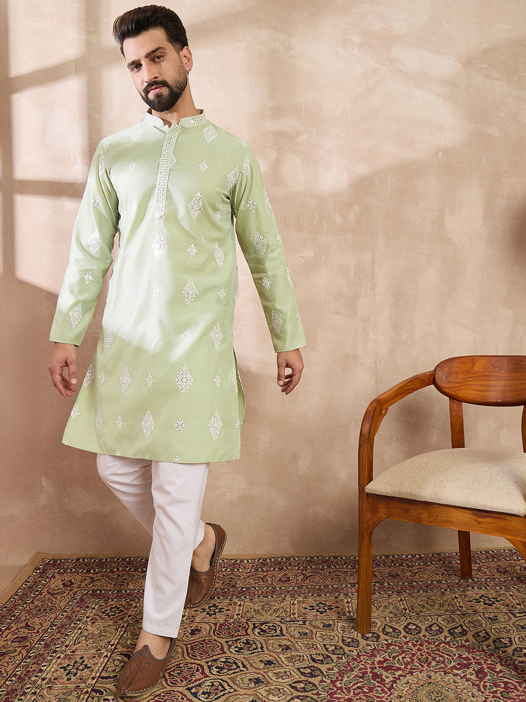 Men Green Silk Blend Solid Embroidered Straight Kurta-MKU1777