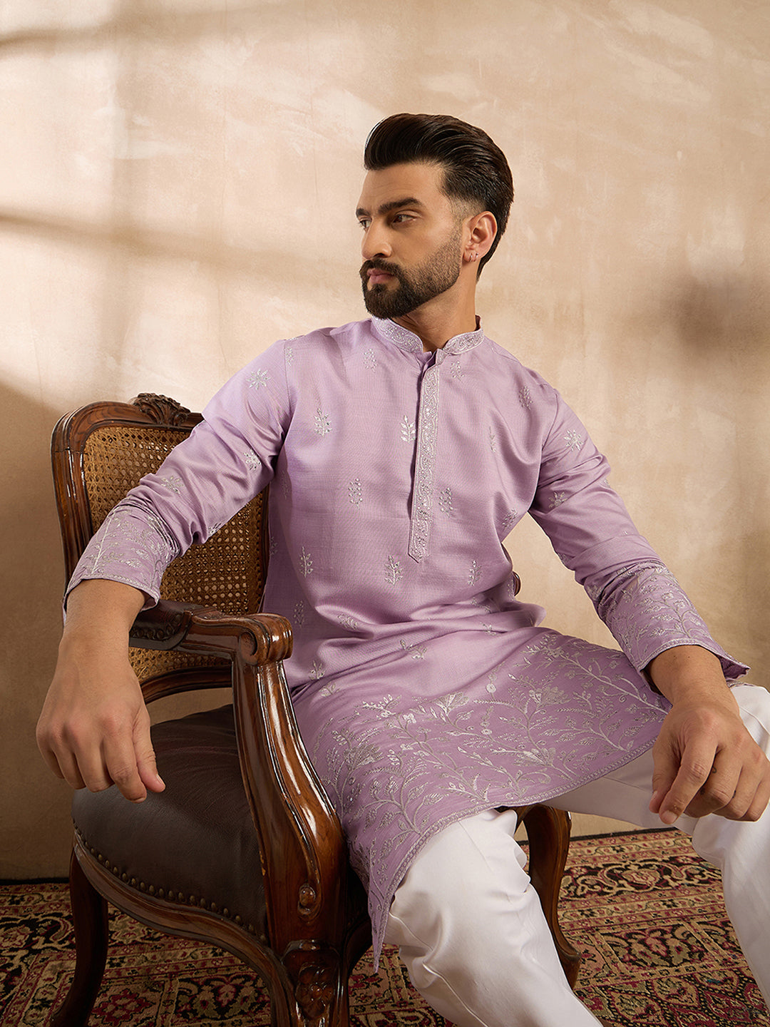 Men Lavender Silk Blend Floral Embroidered Straight Kurta-MKU1781
