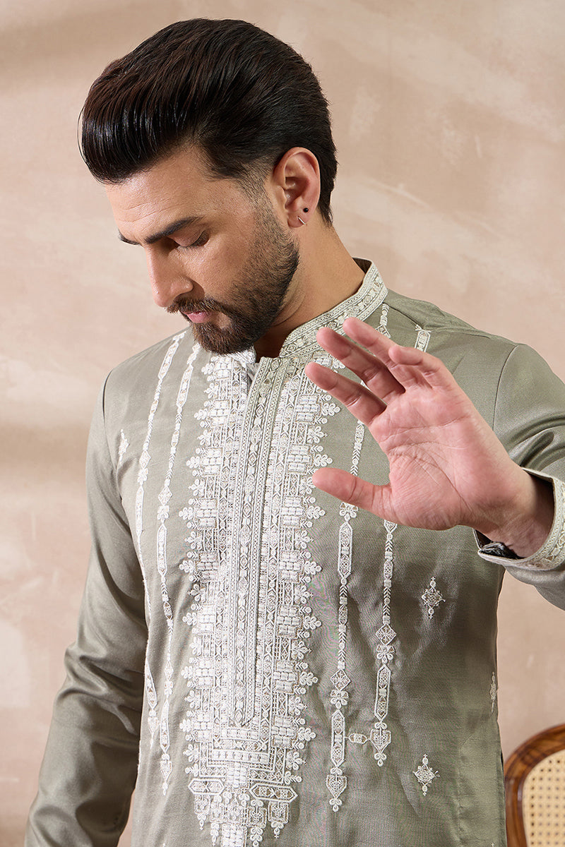 Green Silk Blend Embroidered Mandarin Collar Straight Kurta MKU1791