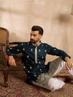 Men Navy Blue Polyester Solid Embroidered Straight Kurta-MKU1810