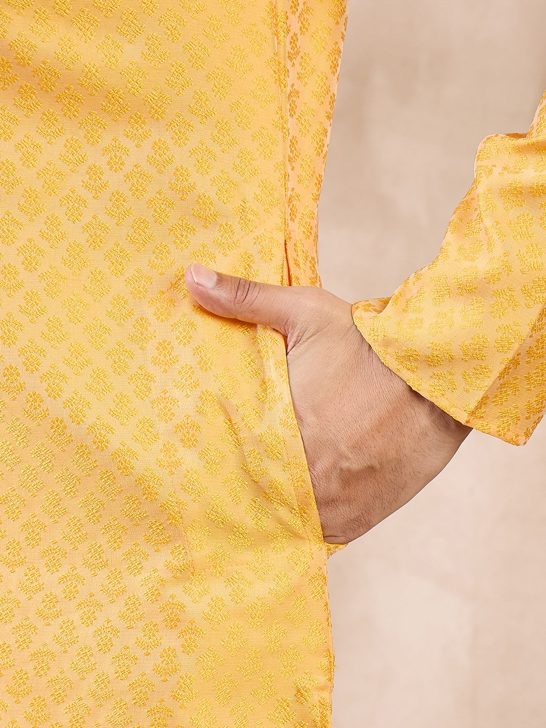 Men Yellow Silk Blend Solid Embroidered Straight Kurta-MKU1837